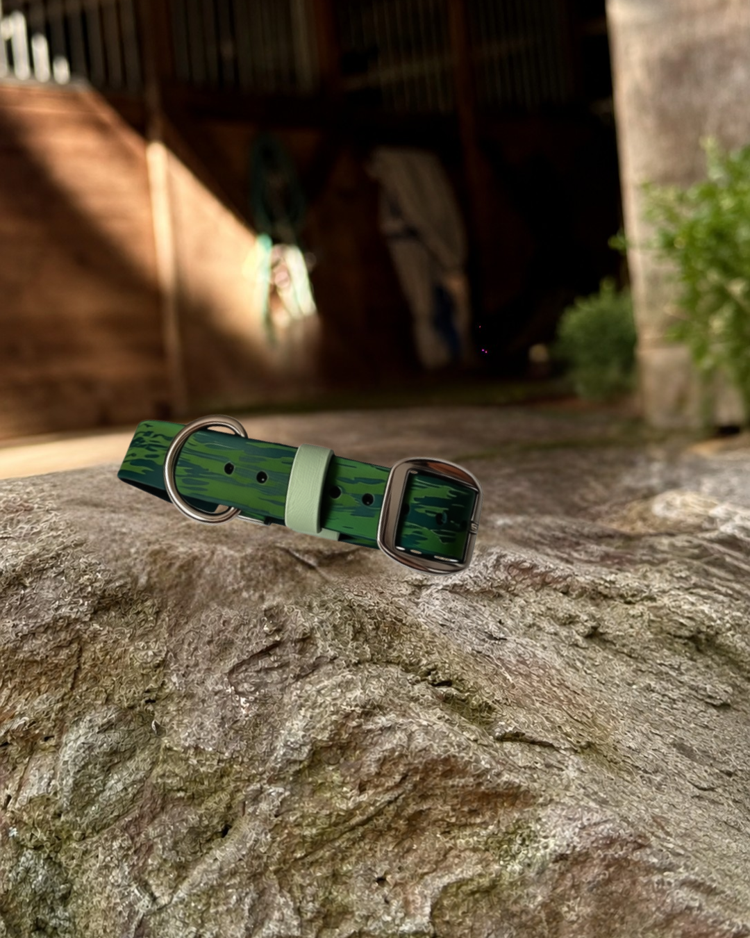 Tree Bark Engraved Simplistic Collar (Waterproof + Odor-Proof)